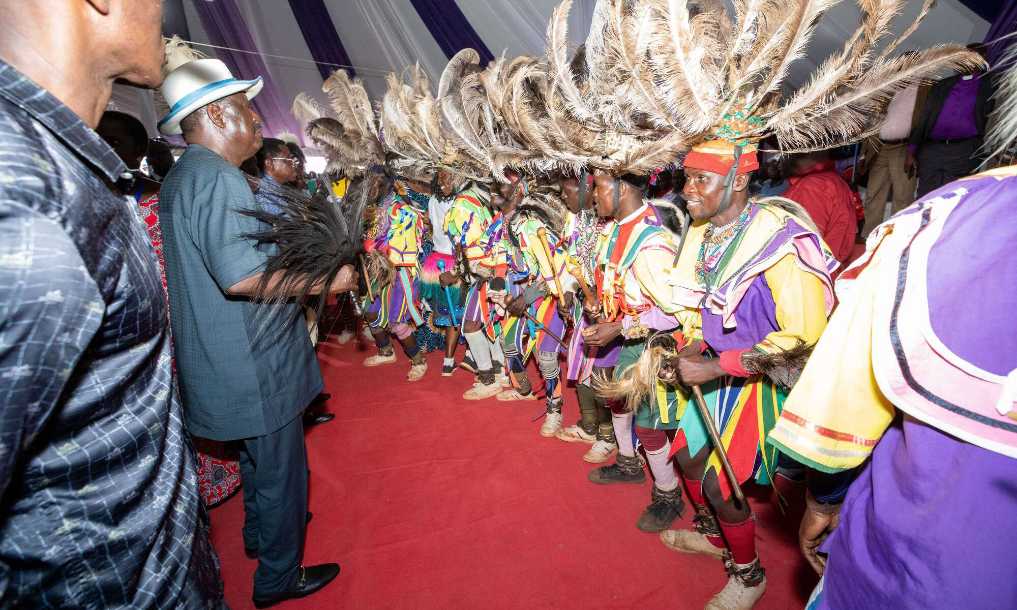 Mazishi: Waluo waanza kukumbatia mabadiliko