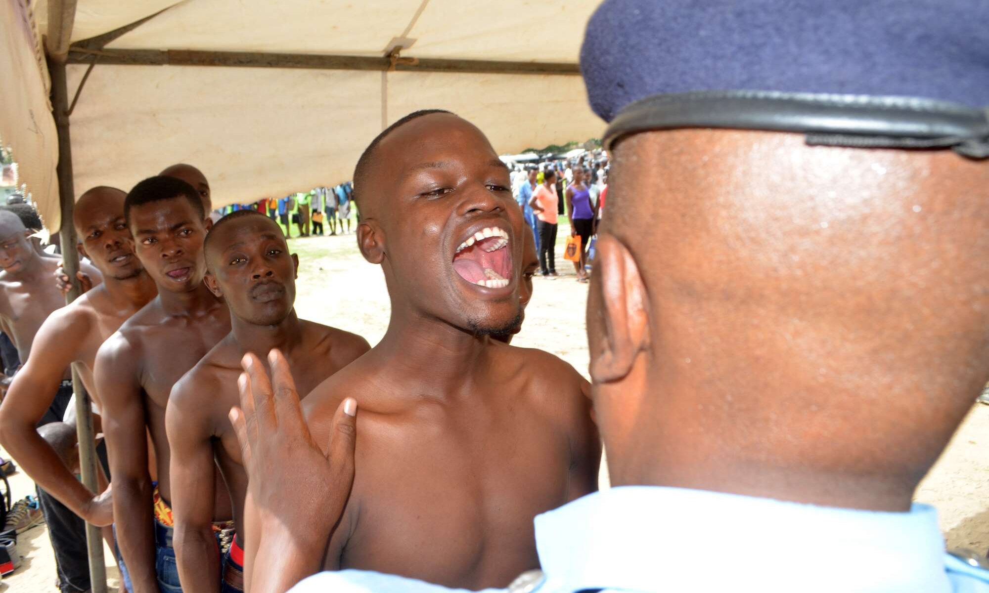 IG Kanja, Tume ya polisi wapigania udhibiti wa shughuli ya kusajili makurutu 10,000