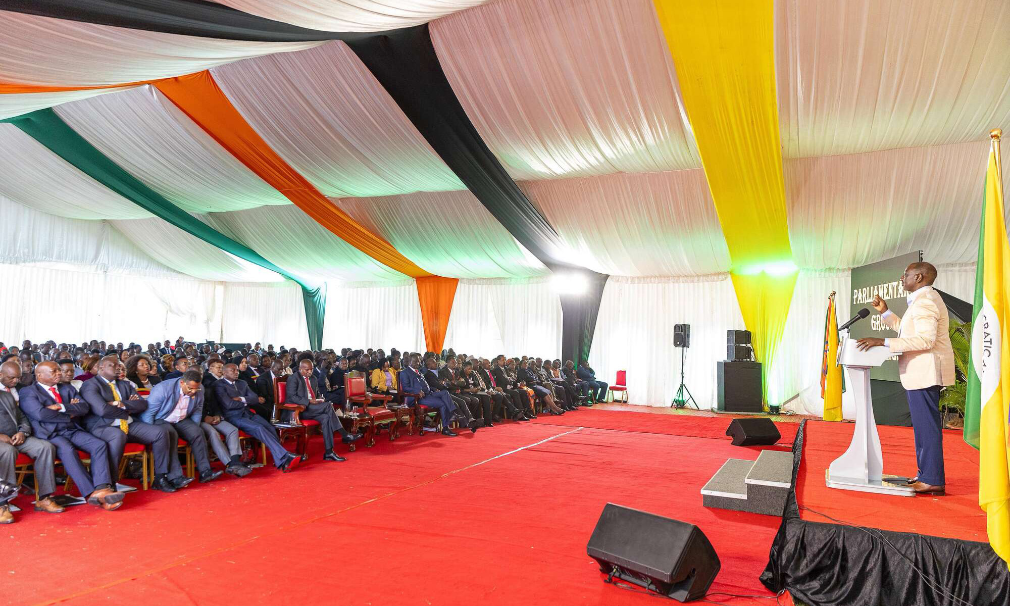 Wabunge waimba ‘Wan Tam’ mbele ya Ruto wakikasirikia ‘kugombezwa kama watoto’