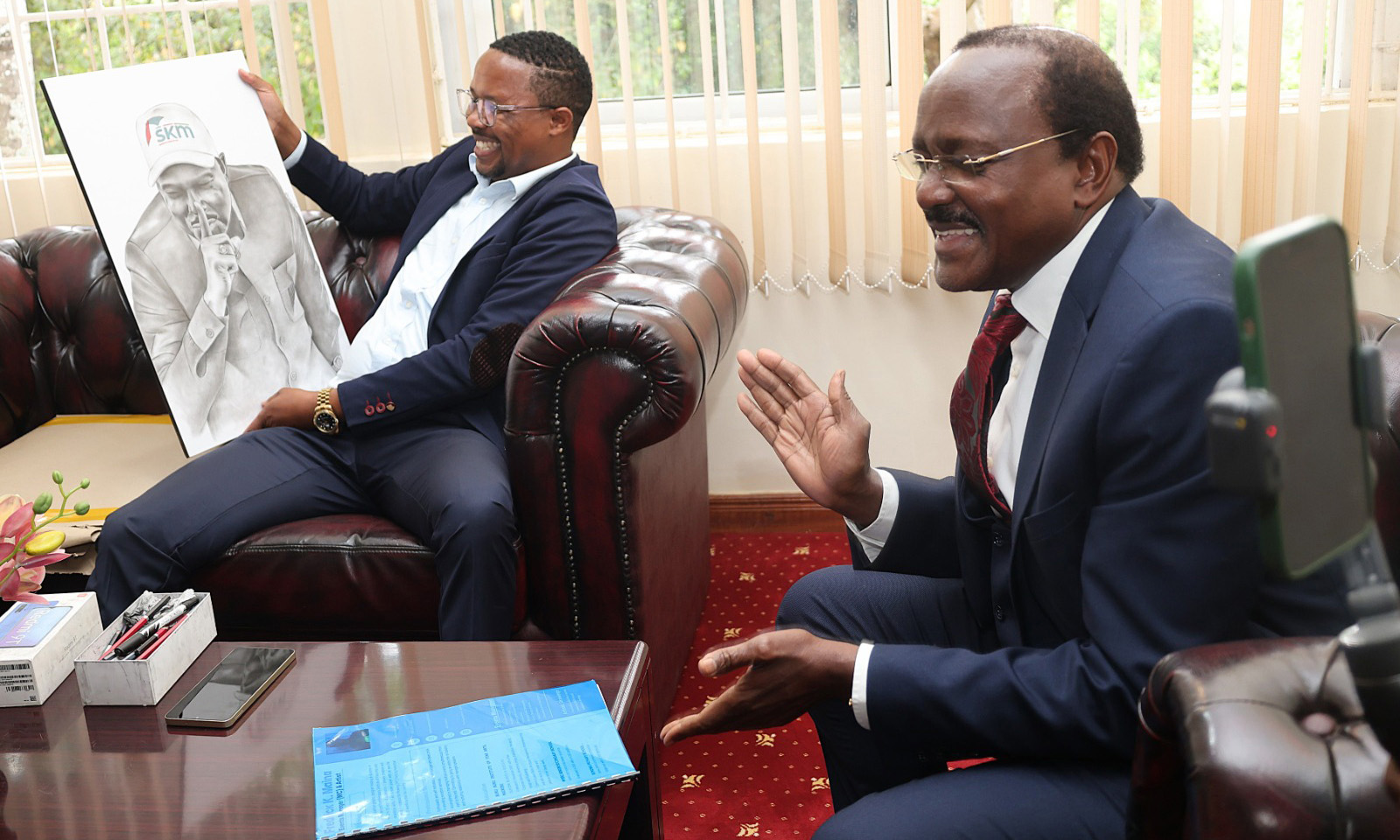 Kalonzo anawaniwa kweli ama ni mbinu ya kujipendekeza?