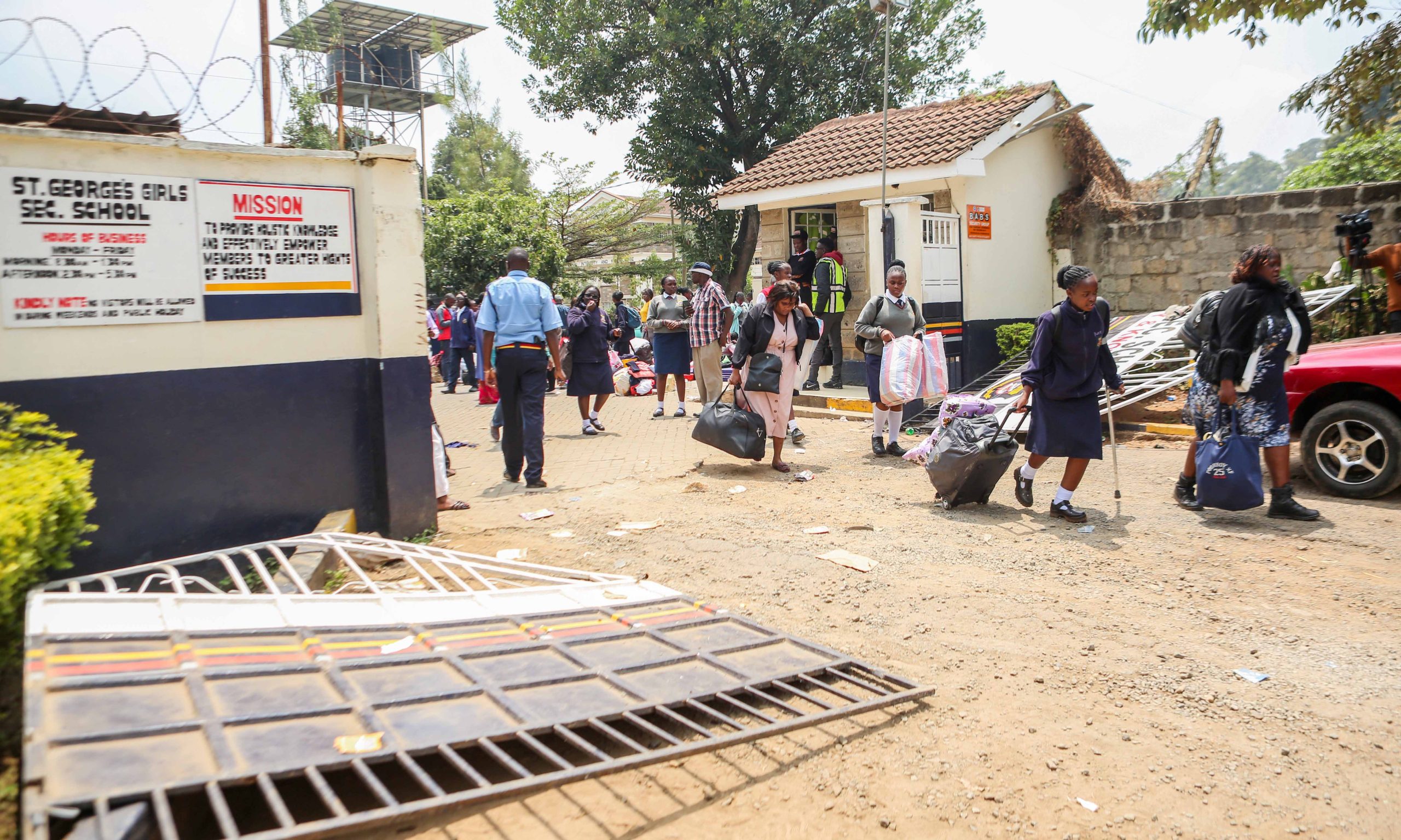 Jinsi hatua ya mwanafunzi kutazama ‘mwezi wa damu’ ilivyoleta zogo St George’s