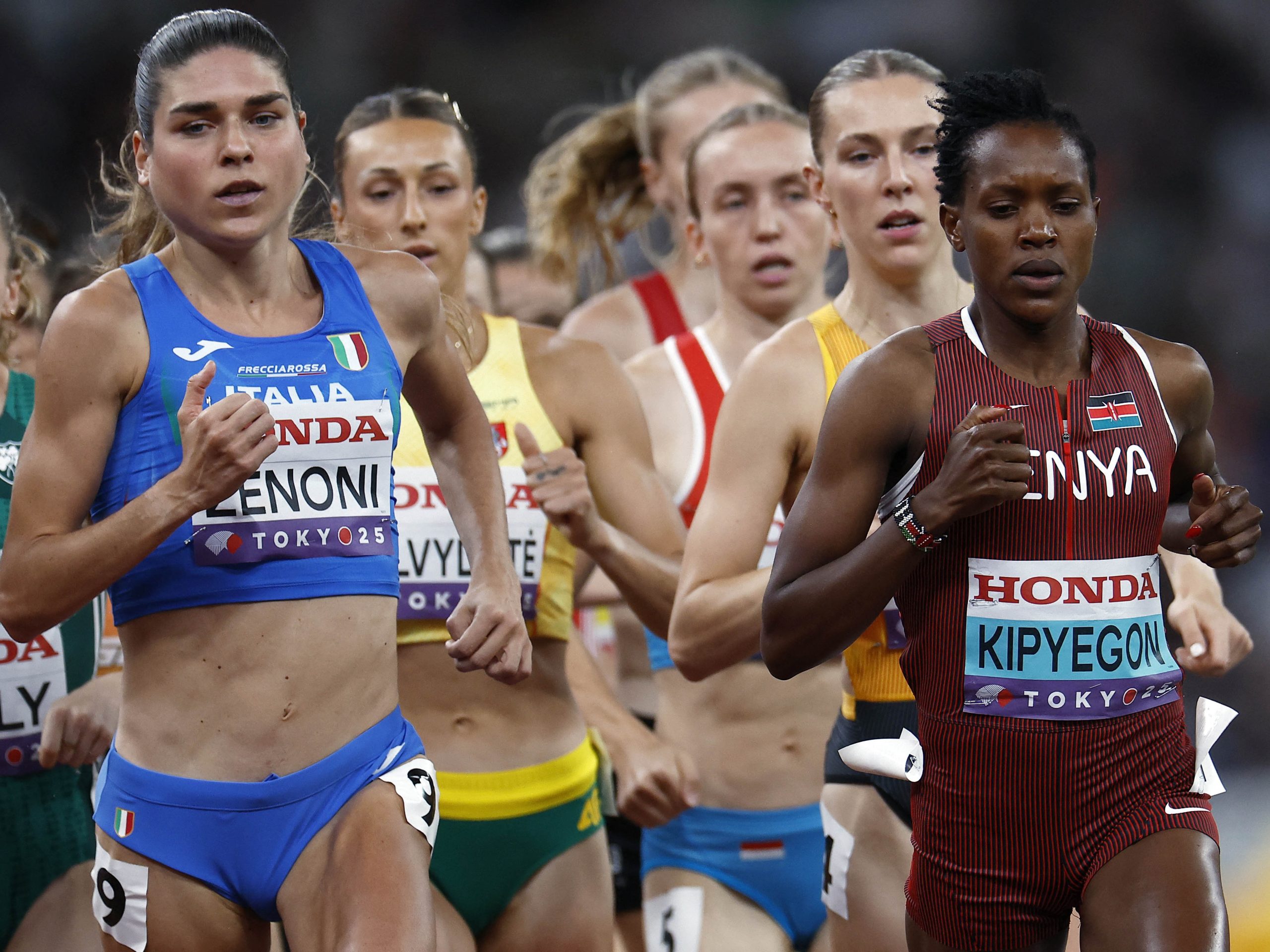Riadha za Dunia: Kipyegon aongoza Wakenya kutinga nusu-fainali ya 1,500m