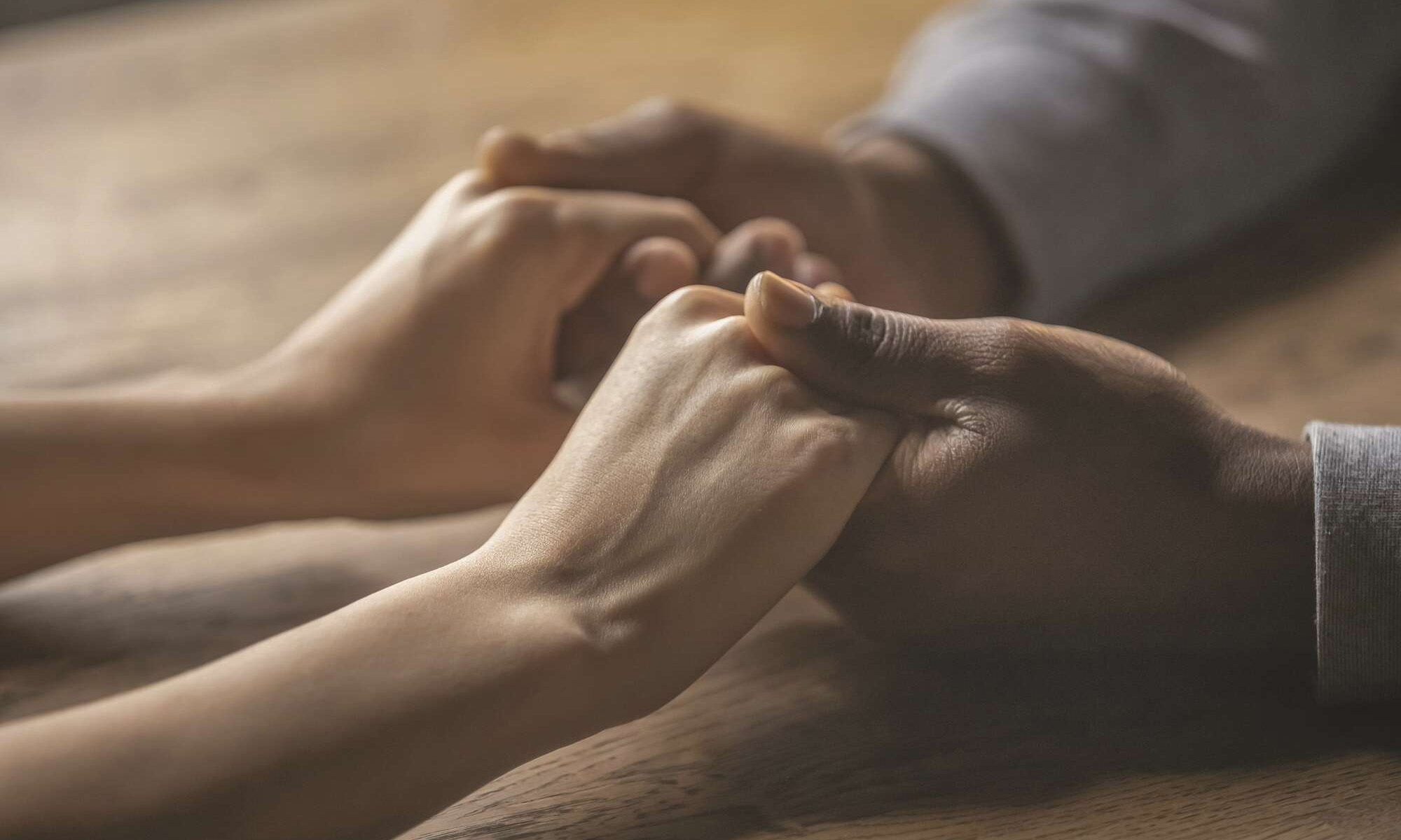 Jamaa aanika uchu kwa mke wa rafikiye akiwa mlevi