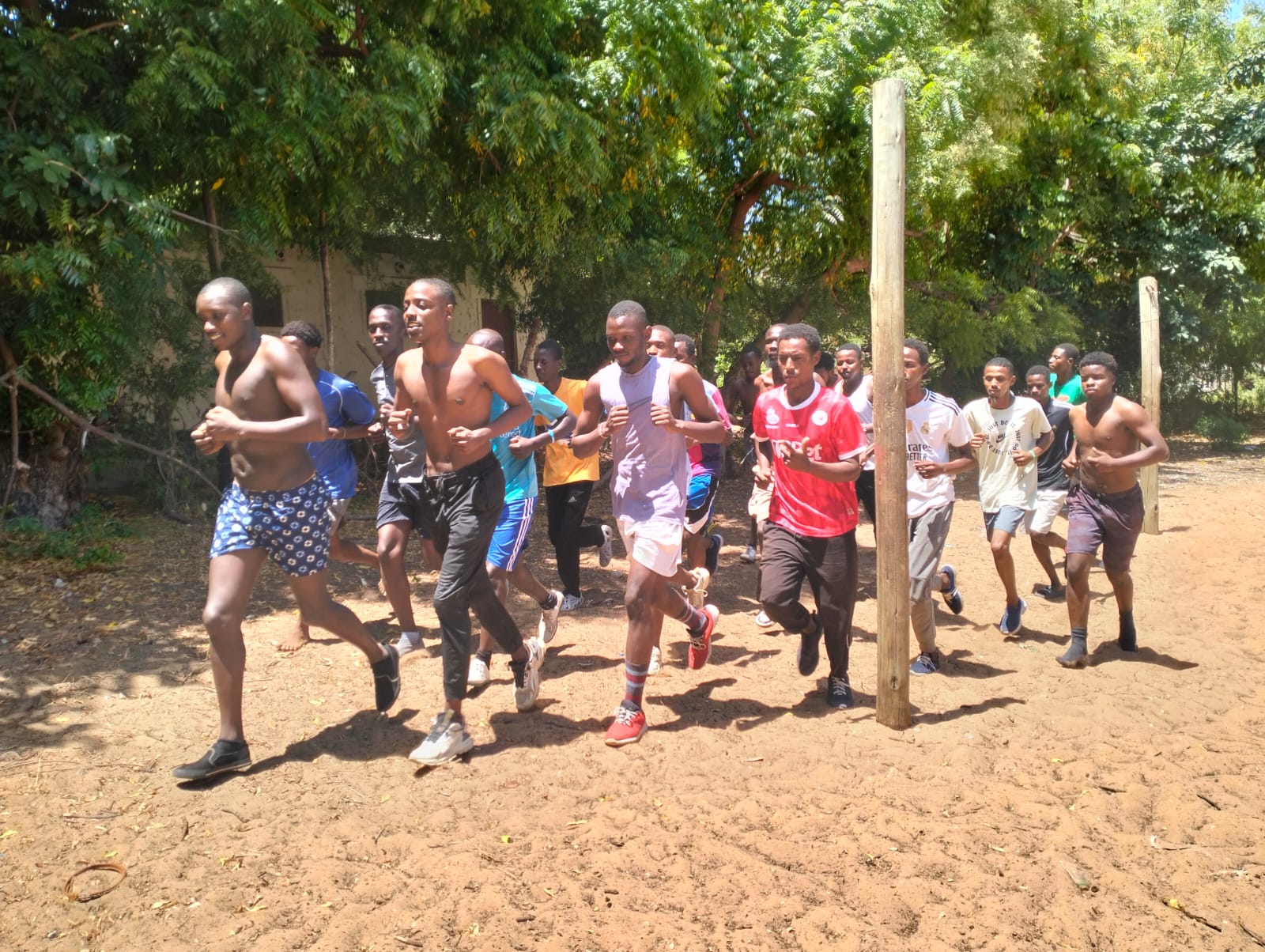 Ni vijana wachache tu walijitokeza wakati wa usajili wa makurutu