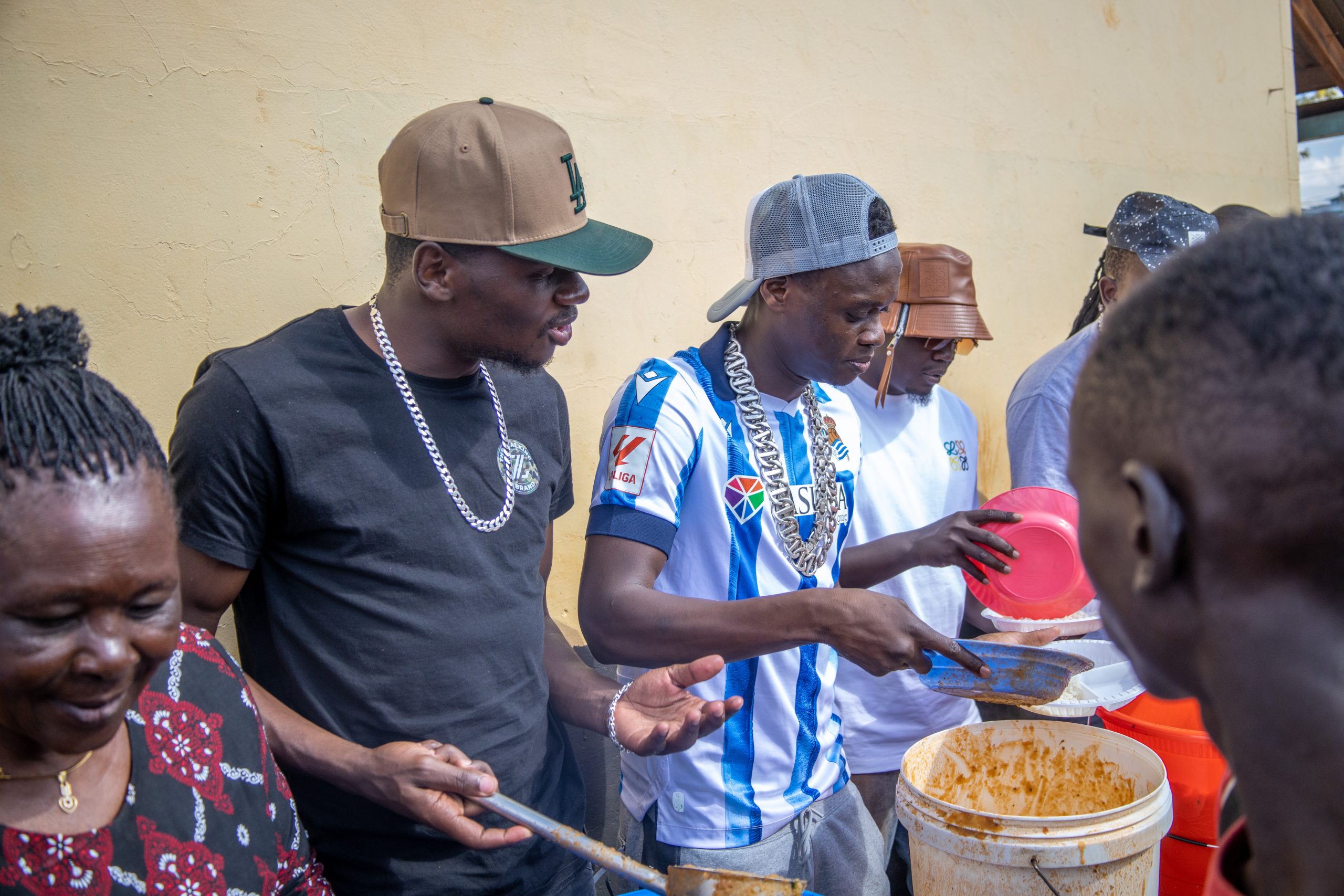 Timothy Ouma wa Harambee Stars arudisha mkono