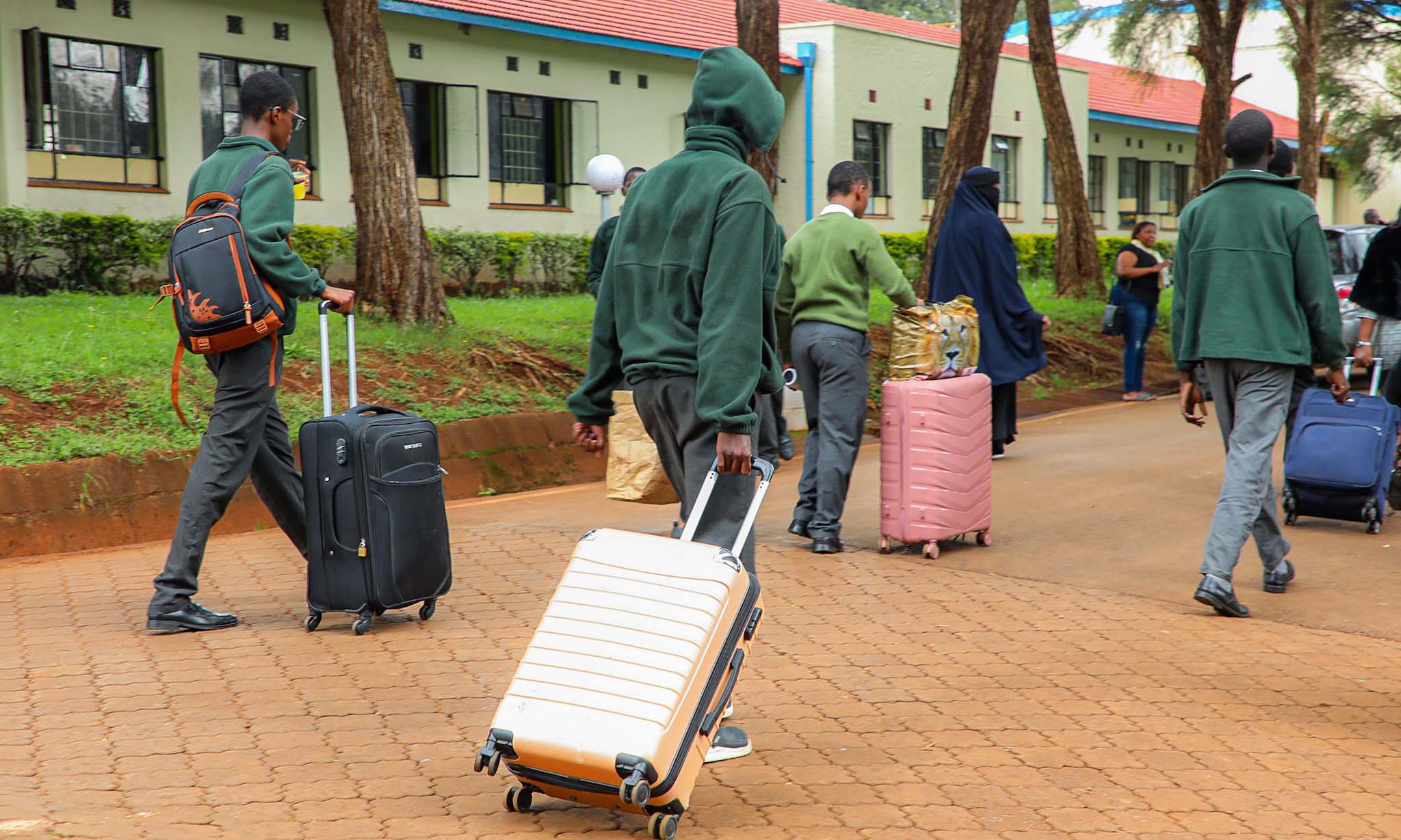 Wavulana 10 wa Alliance wanaoshukiwa kuchoma stoo ‘waliwasiliana na watu wa nje’