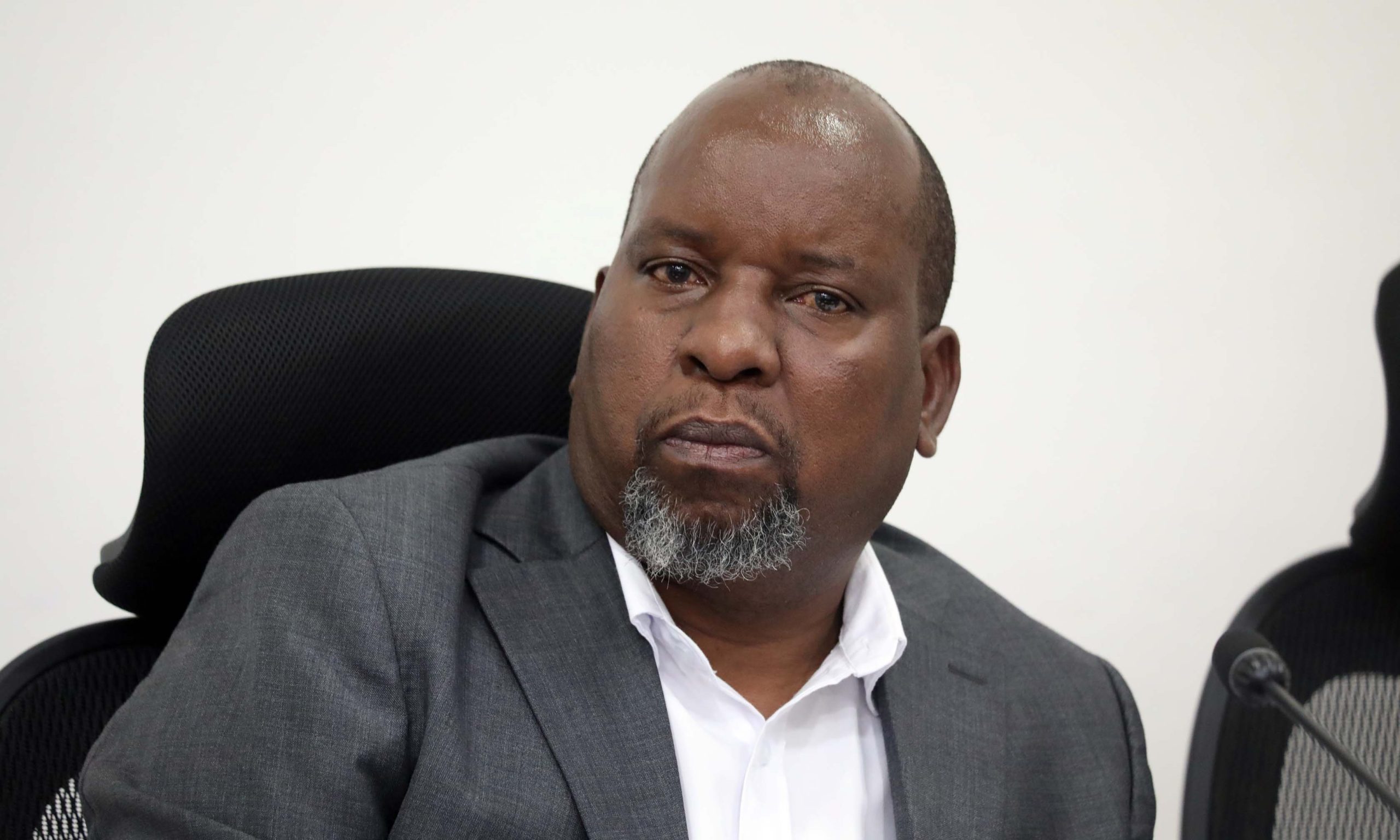 Seneta lawamani kwa kusahau ‘waliomsaidia’