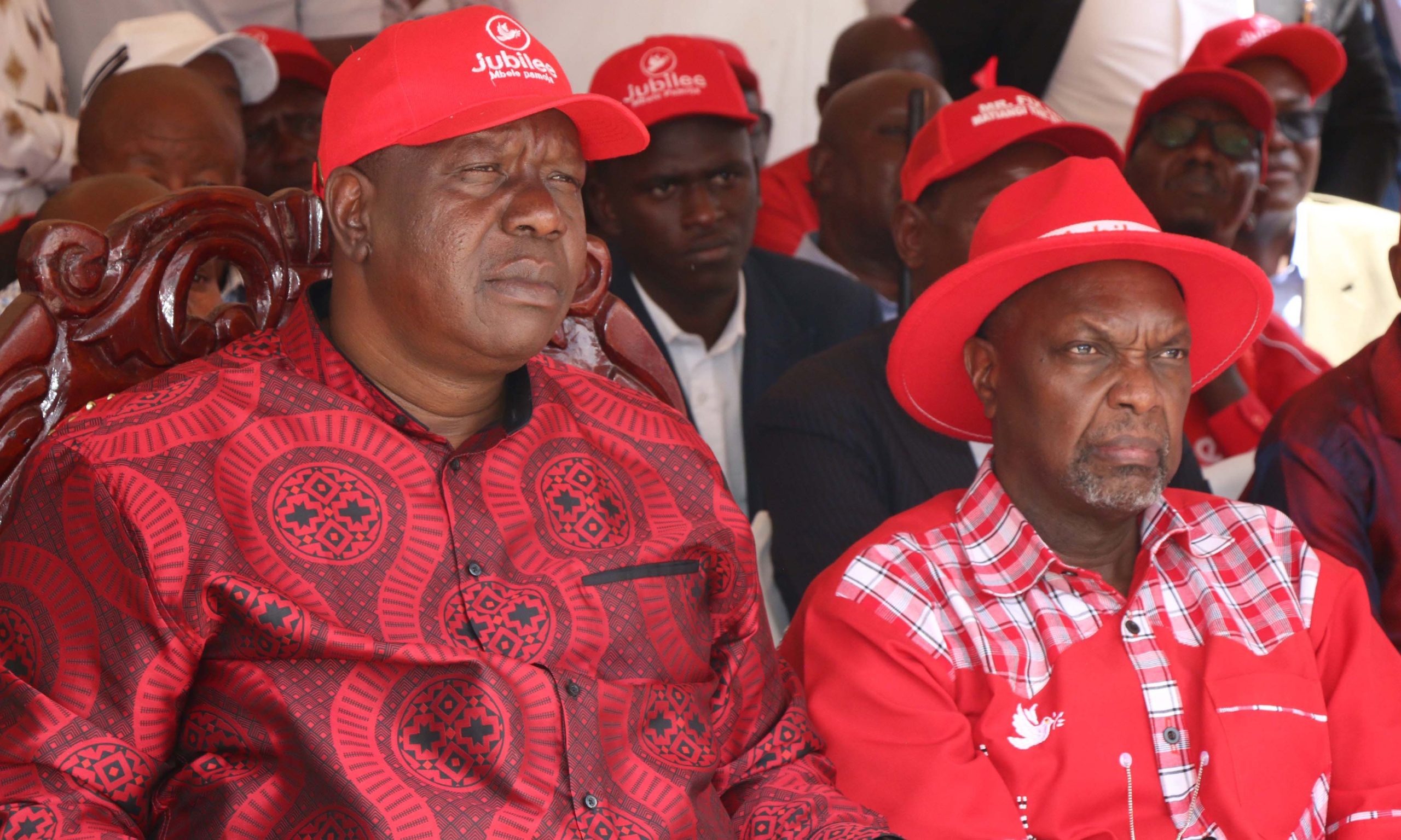 Kujiondoa kwa Uhuru kwafungua vita vya ubabe Jubilee kati ya Matiang’i na Kioni